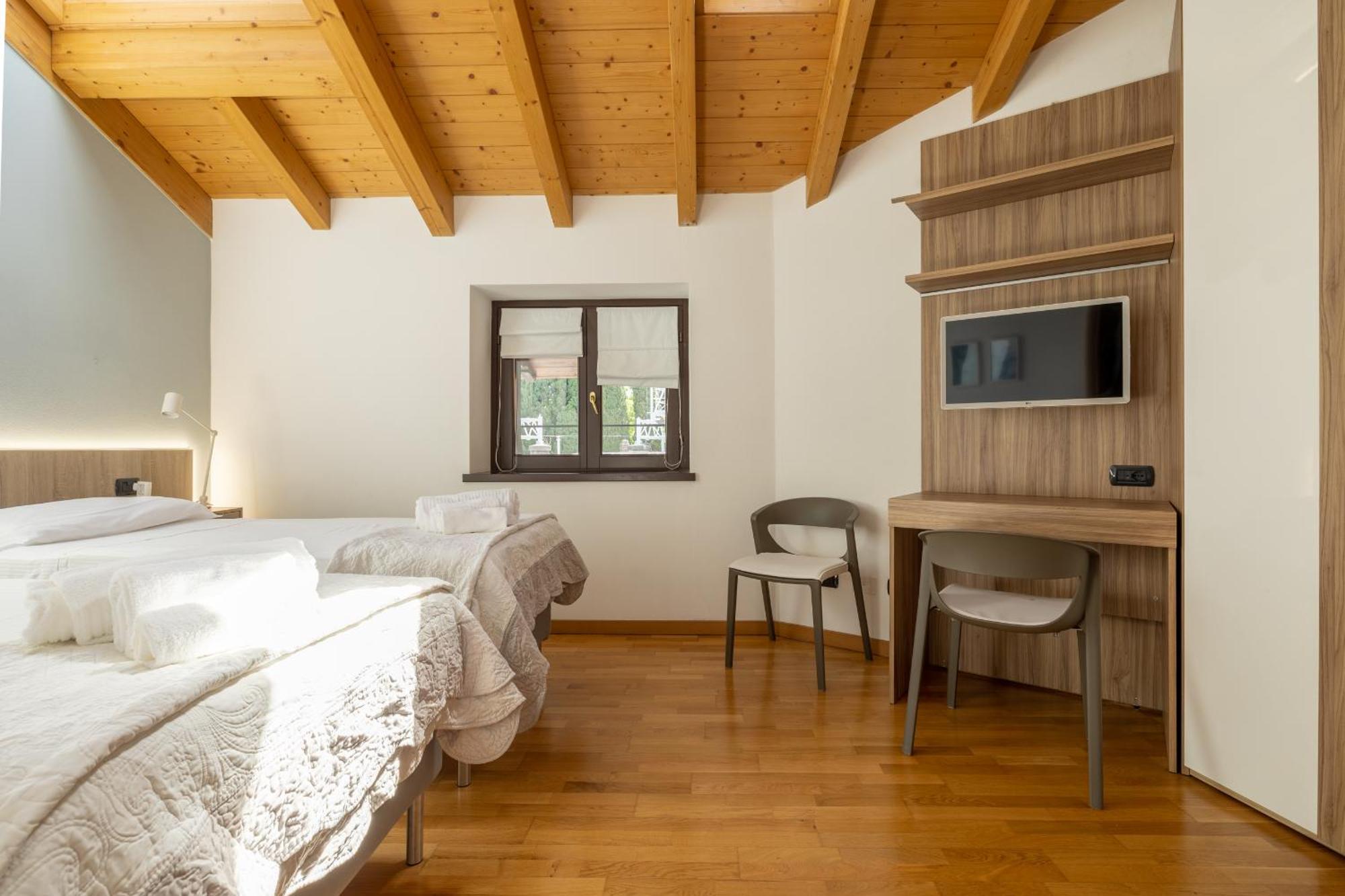 Apartment Tamara Suite - Menaggio Kültér fotó