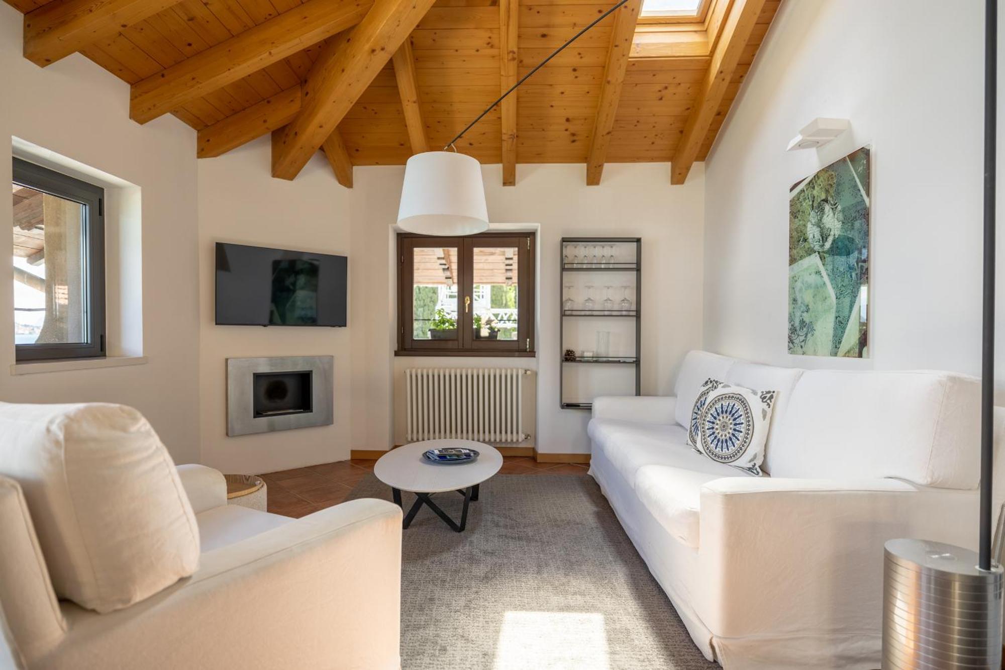 Apartment Tamara Suite - Menaggio Kültér fotó